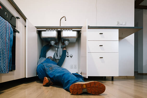 Professional Leak Detection technician working in Vashon, WA